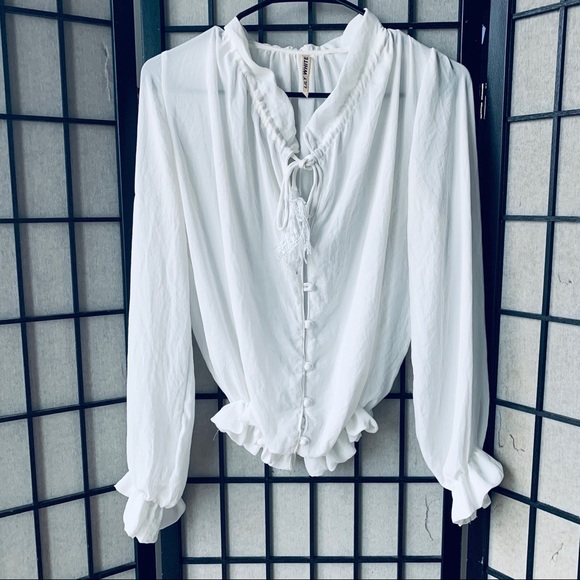 white peasant blouse long sleeve